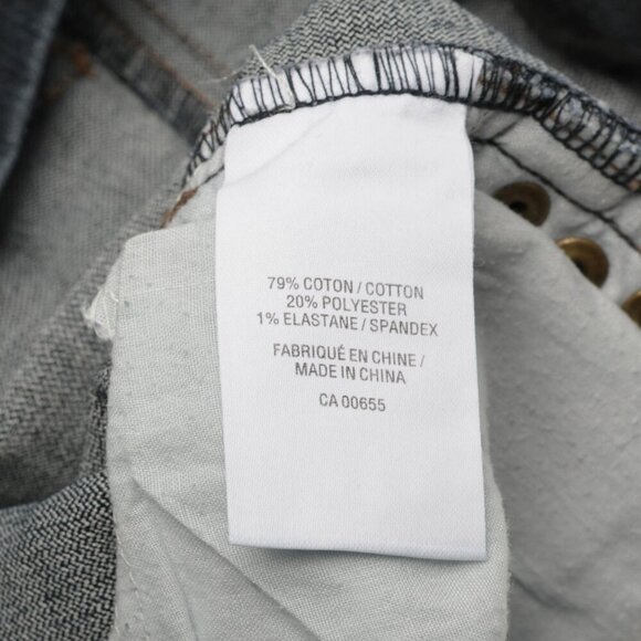 Reitmans Jeans Stretch Denim Capris Pull On Comfy Dark Wash Slit Hem Size 0 - Picture 5 of 8